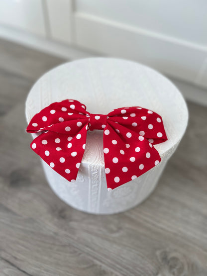 Haarschleife rot mit weißen Punkten